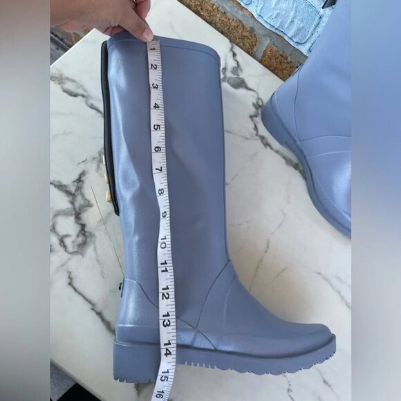 Stuart Weitzman The Griffin Rain Boot in Color Blue size 5/6.5 - Picture 8 of 11